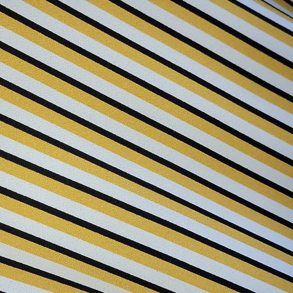 ADRIANNA PAPELL BLOUSE - Picture 3 of 6